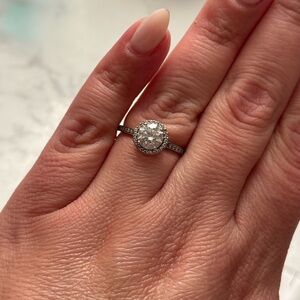 PANDORA round sparkle ring